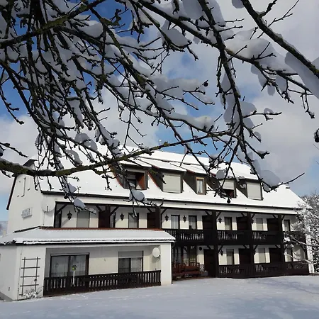 Gruene Au Obernzenn